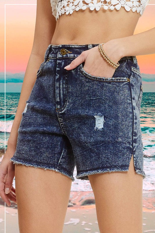 Washed denim shorts with pockets