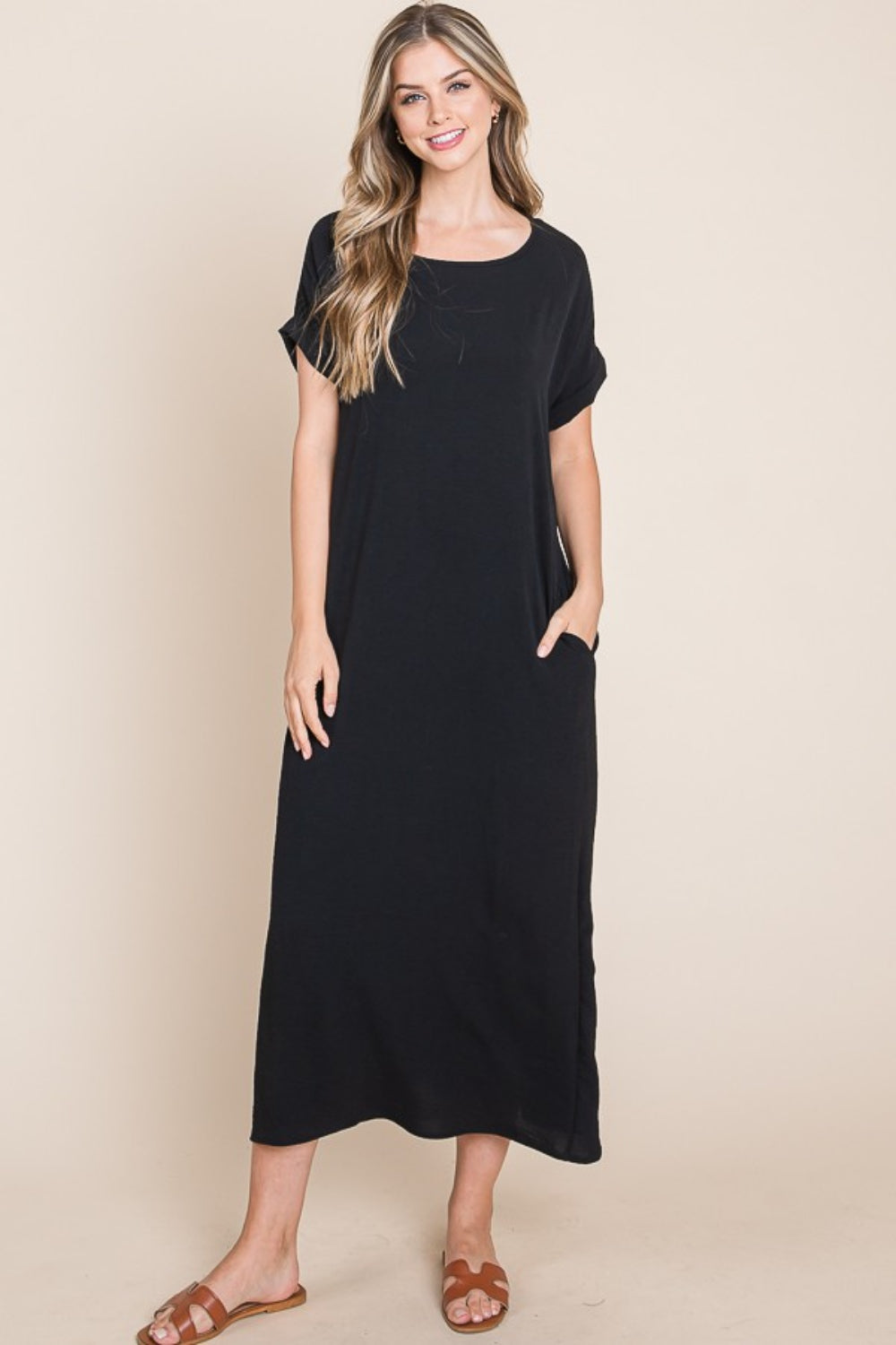 Black Round Neck Short Sleeve Midi Dress with Pockets