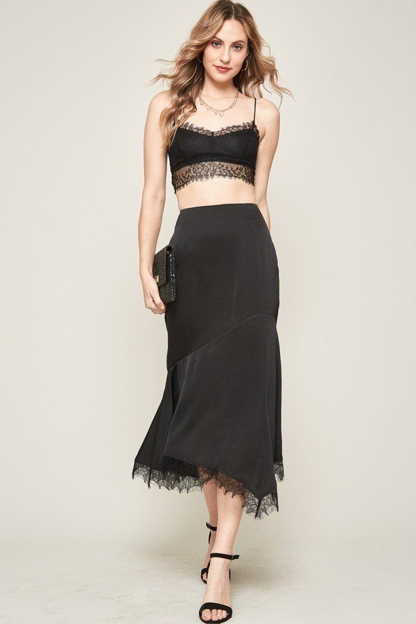 Black Solid Woven Midi Skirt