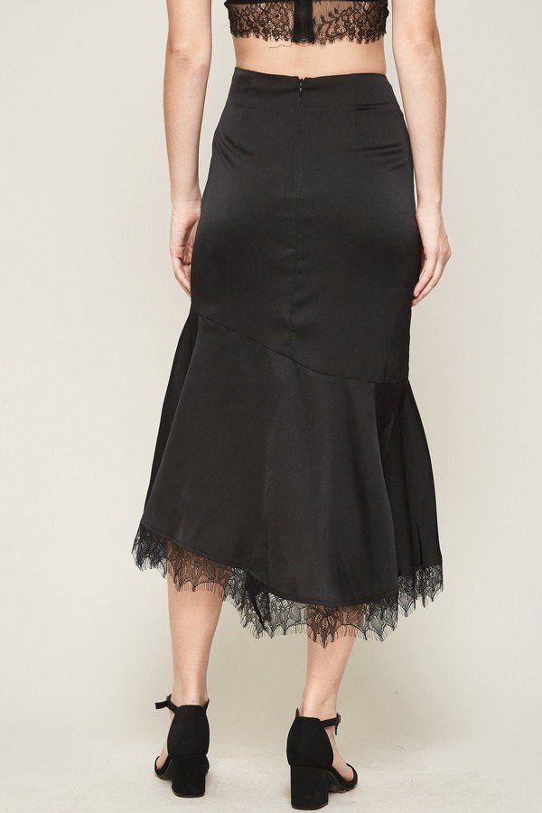 Black Solid Woven Midi Skirt