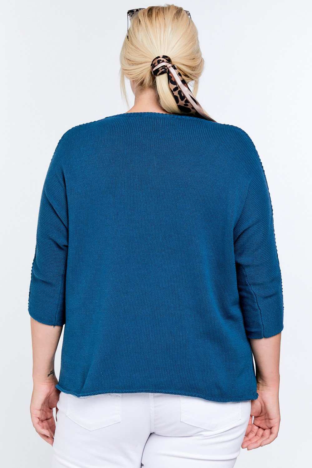 Solid Round Neck 3/4 Sleeve Sweater Top