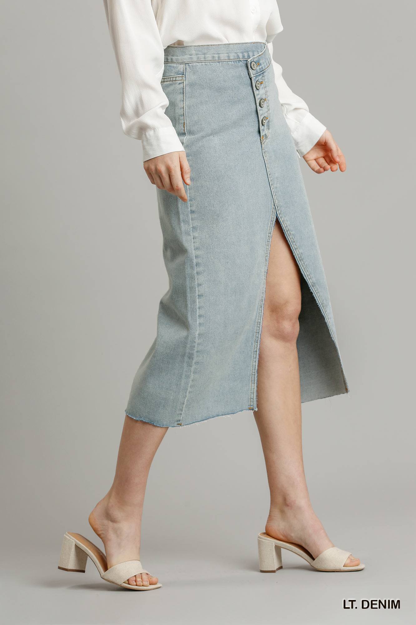 Light Grey Waist And Button Up Front Split Denim Skirt With Back Pockets And Unfinished Hem