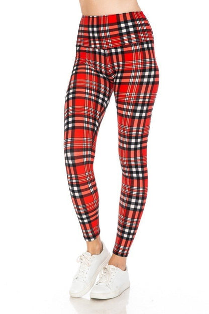 Black & Red 5-inch Long Yoga Style Banded Lined Tie Dye Printed Knit Legging With High Waist