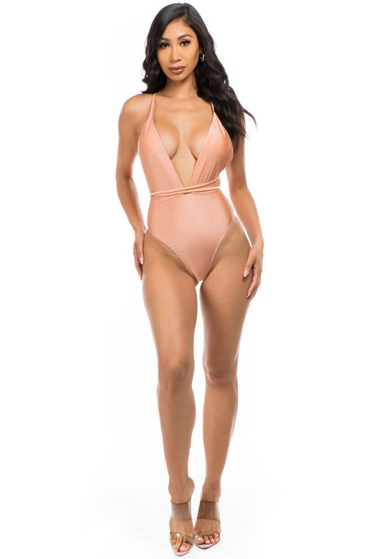 One-piece bathing suit