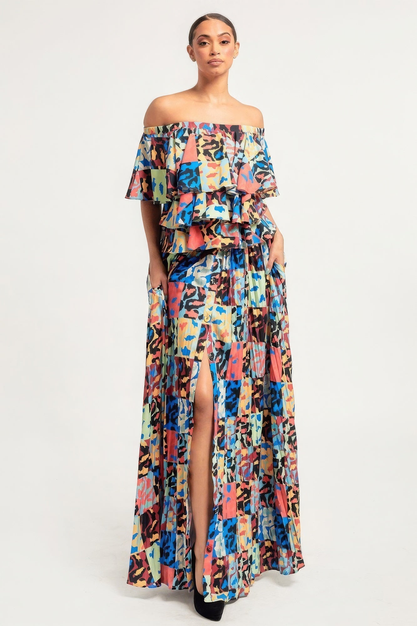 Women Printed Ruffle Top And Pleated Skirt Set