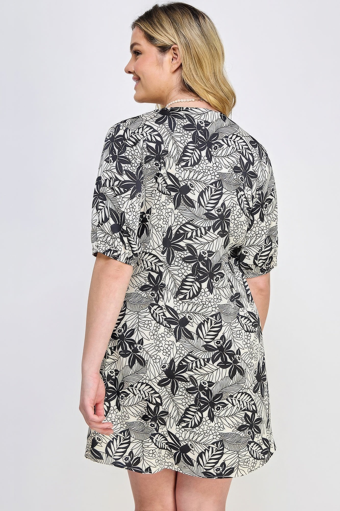 Women Plus Botanical Print Front Tie Dress